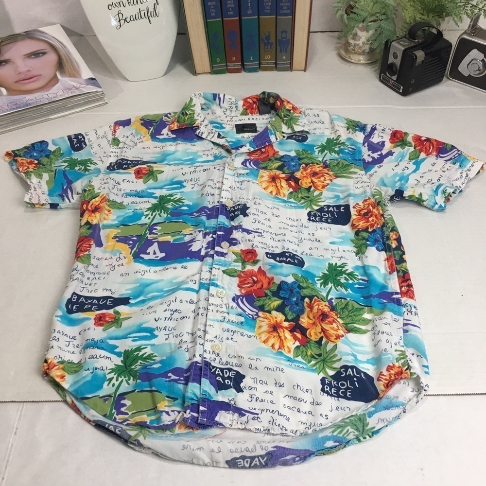 Vintage 90s Lizwear Tropical Button Down 100% Rayon Euro Resort Art Teacher Chic